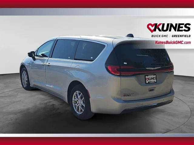 SEMINUEVOS CHRYSLER Pacifica a Estados en autogozo