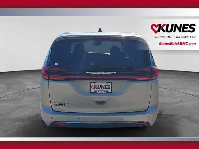 SEMINUEVOS CHRYSLER Pacifica a Estados en autogozo