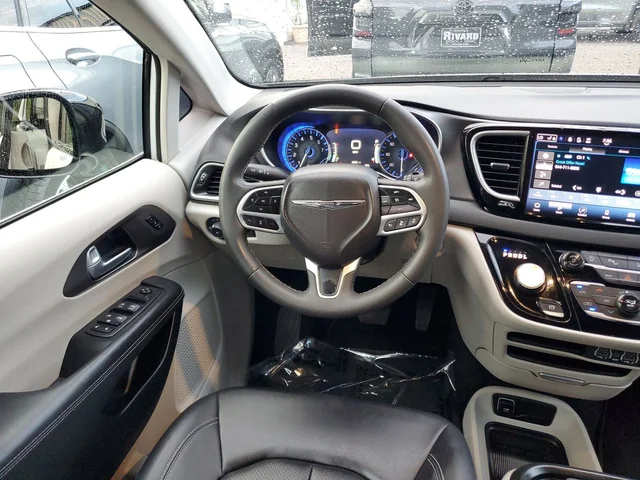 SEMINUEVOS CHRYSLER Pacifica a Estados en autogozo
