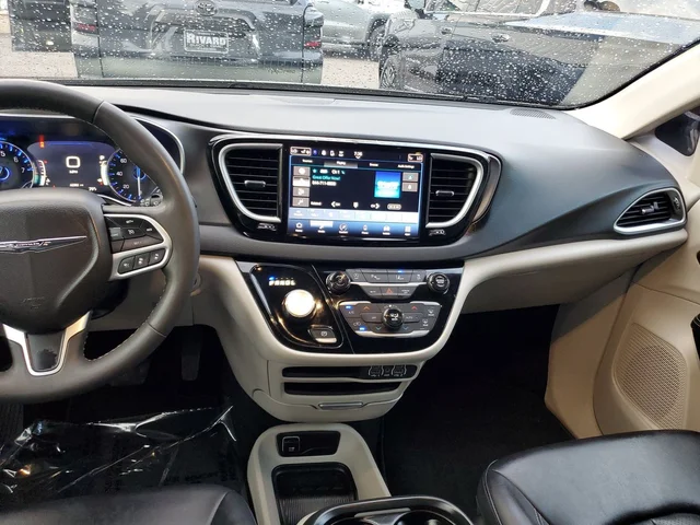 SEMINUEVOS CHRYSLER Pacifica a Estados en autogozo