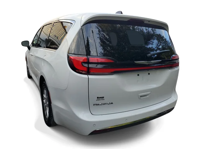 SEMINUEVOS CHRYSLER Pacifica a Estados en autogozo
