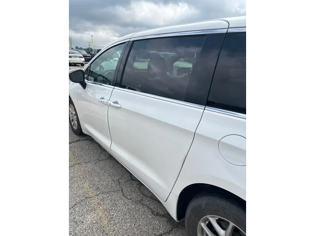 SEMINUEVOS CHRYSLER Pacifica a Estados en autogozo
