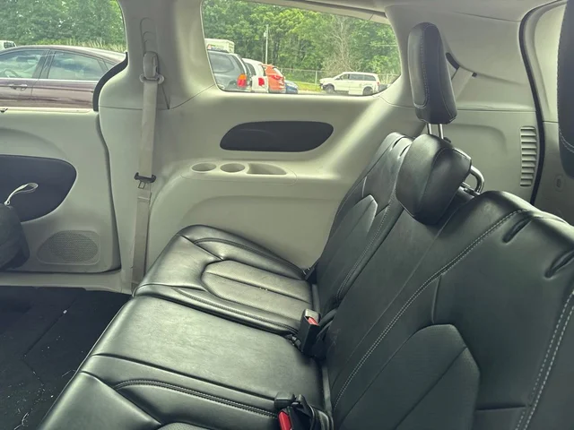 SEMINUEVOS CHRYSLER Pacifica a Estados en autogozo