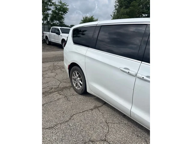 SEMINUEVOS CHRYSLER Pacifica a Estados en autogozo