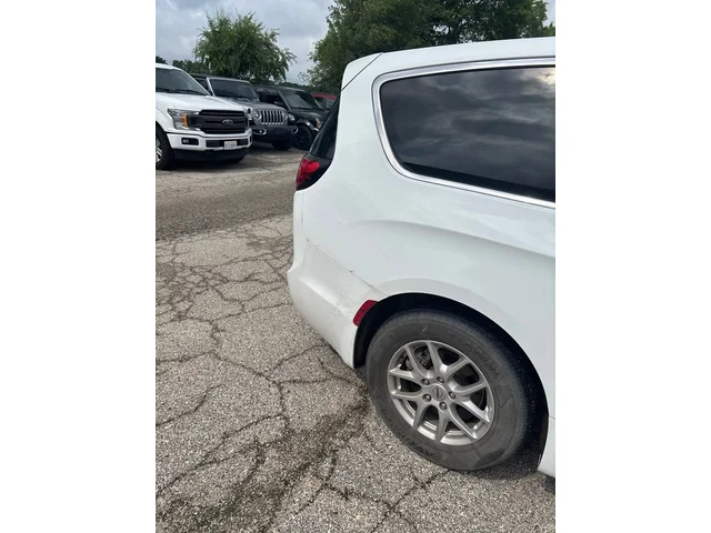 SEMINUEVOS CHRYSLER Pacifica a Estados en autogozo