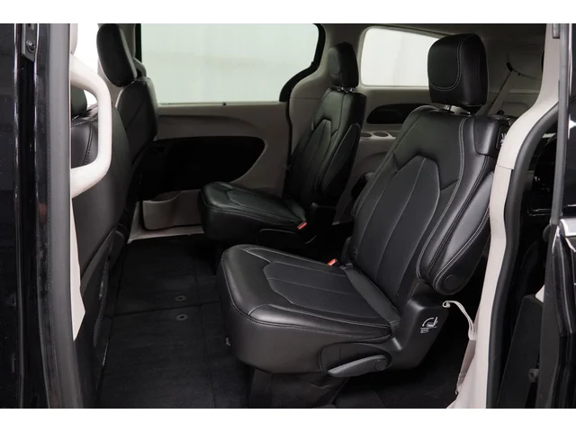 SEMINUEVOS CHRYSLER Pacifica a Estados en autogozo