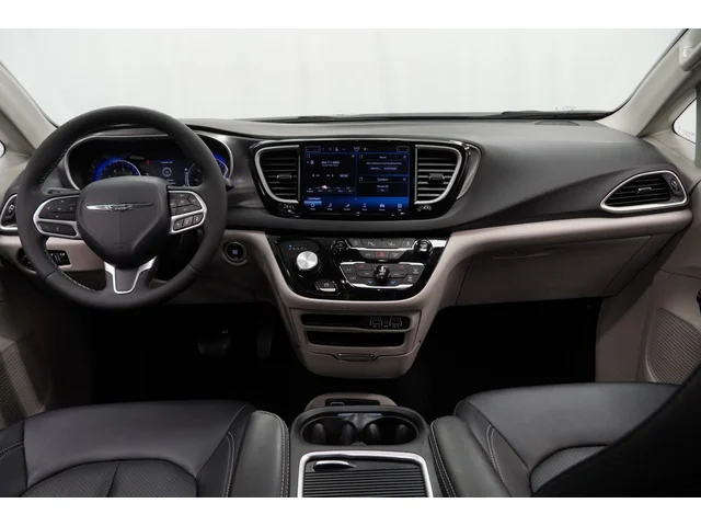 SEMINUEVOS CHRYSLER Pacifica a Estados en autogozo