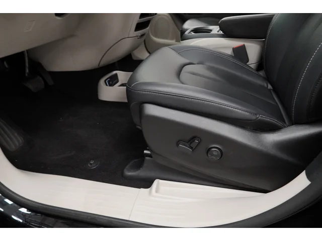 SEMINUEVOS CHRYSLER Pacifica a Estados en autogozo