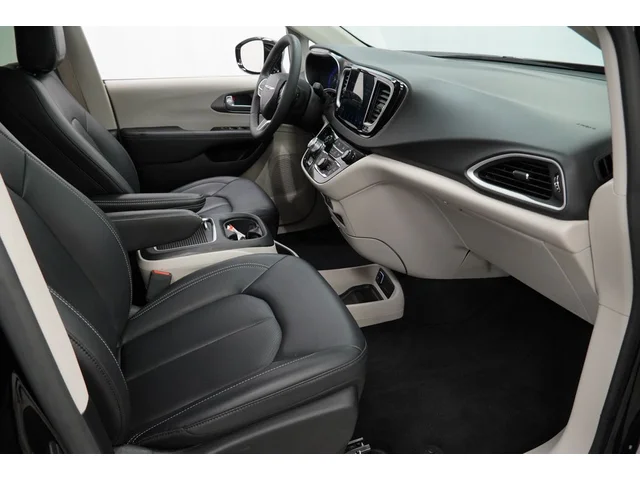 SEMINUEVOS CHRYSLER Pacifica a Estados en autogozo