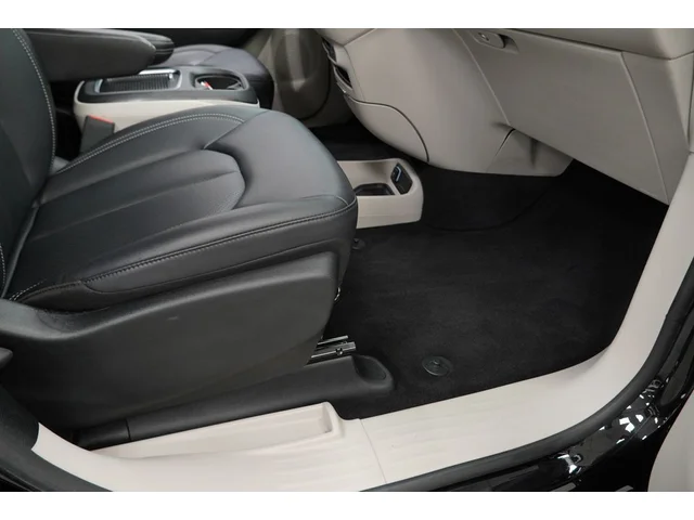 SEMINUEVOS CHRYSLER Pacifica a Estados en autogozo