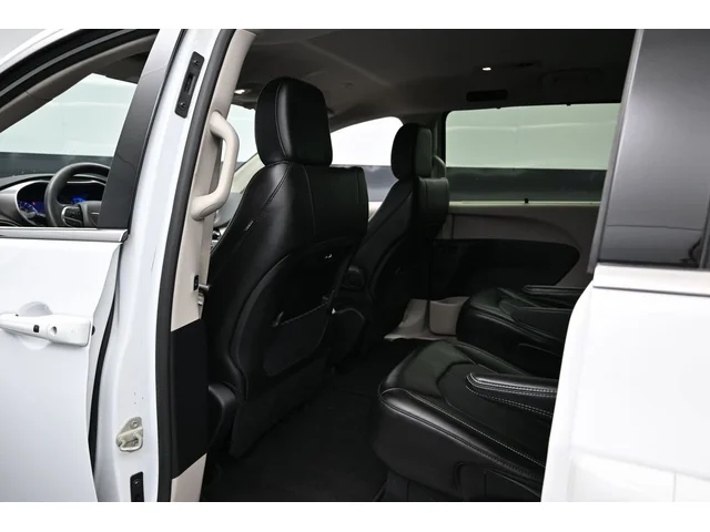 SEMINUEVOS CHRYSLER Pacifica a Estados en autogozo