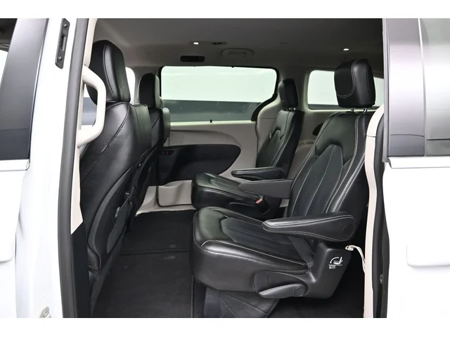 SEMINUEVOS CHRYSLER Pacifica a Estados en autogozo