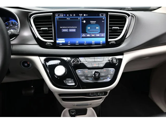SEMINUEVOS CHRYSLER Pacifica a Estados en autogozo