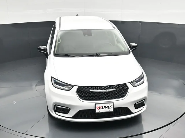 SEMINUEVOS CHRYSLER Pacifica a Estados en autogozo