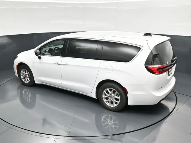 SEMINUEVOS CHRYSLER Pacifica a Estados en autogozo