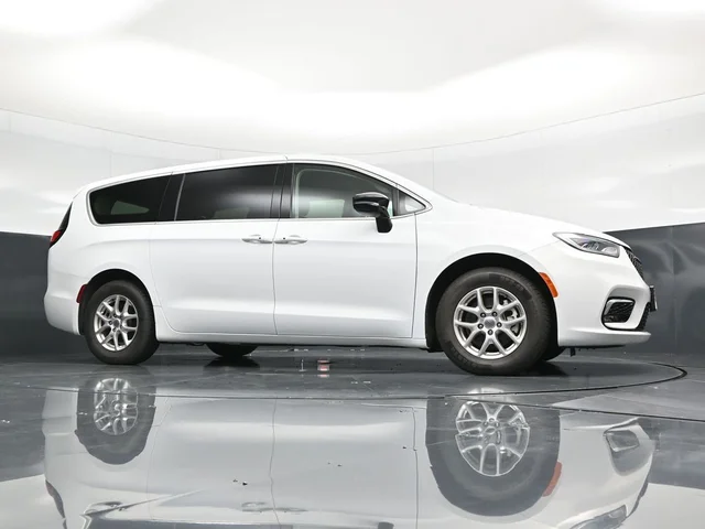 SEMINUEVOS CHRYSLER Pacifica a Estados en autogozo