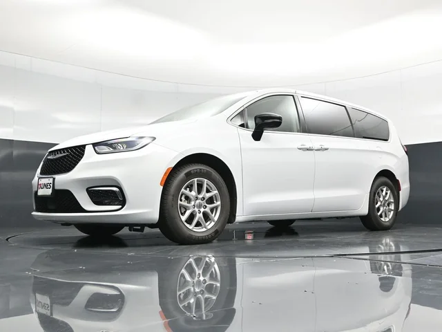 SEMINUEVOS CHRYSLER Pacifica a Estados en autogozo