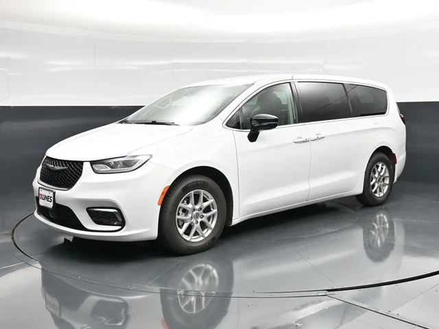 SEMINUEVOS CHRYSLER Pacifica a Estados en autogozo