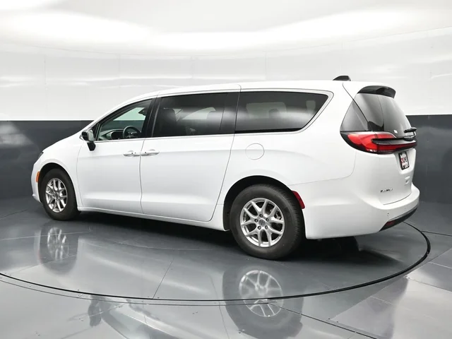 SEMINUEVOS CHRYSLER Pacifica a Estados en autogozo