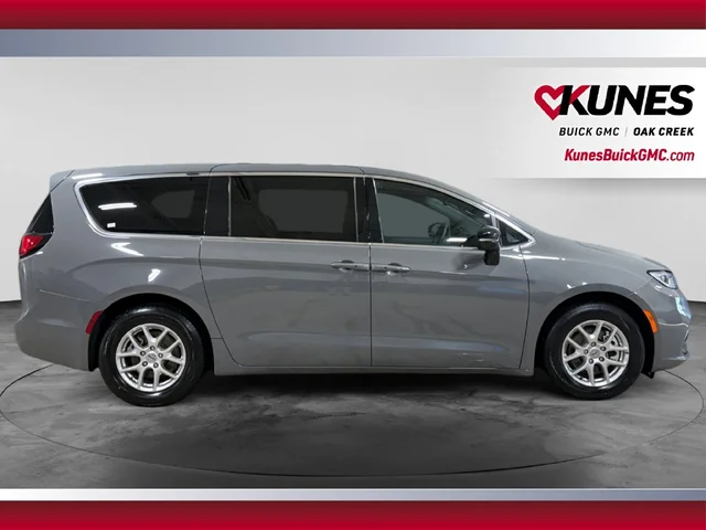 SEMINUEVOS CHRYSLER Pacifica a Estados en autogozo
