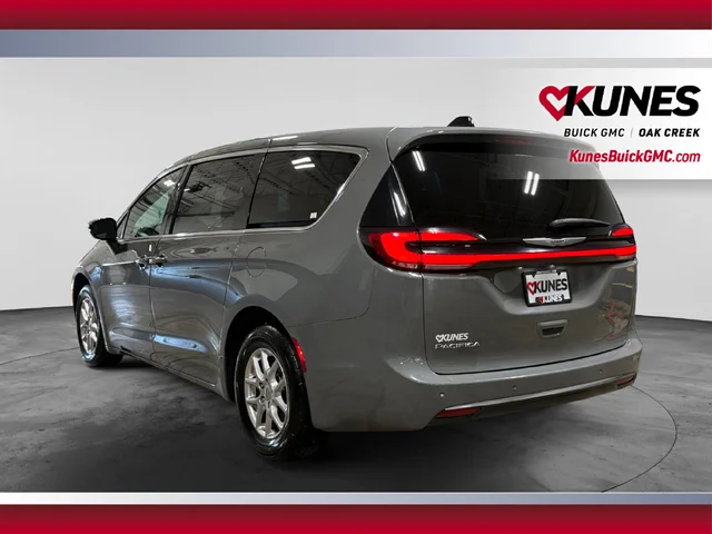 SEMINUEVOS CHRYSLER Pacifica a Estados en autogozo