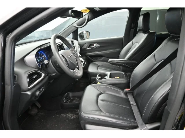 SEMINUEVOS CHRYSLER Pacifica a Estados en autogozo