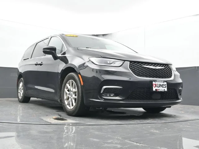 SEMINUEVOS CHRYSLER Pacifica a Estados en autogozo