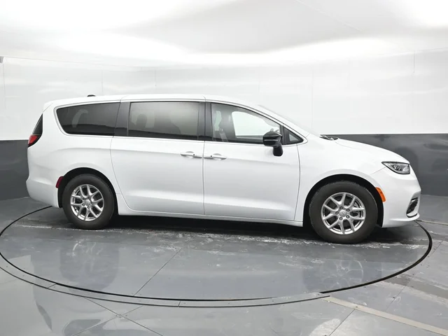 SEMINUEVOS CHRYSLER Pacifica a Estados en autogozo