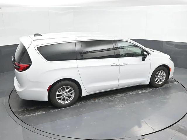 SEMINUEVOS CHRYSLER Pacifica a Estados en autogozo