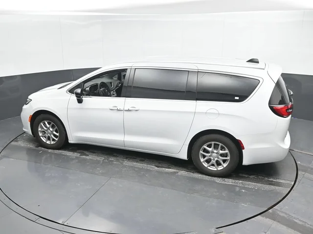 SEMINUEVOS CHRYSLER Pacifica a Estados en autogozo