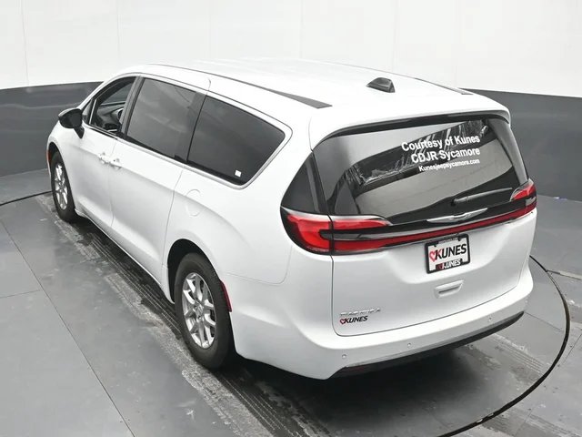 SEMINUEVOS CHRYSLER Pacifica a Estados en autogozo