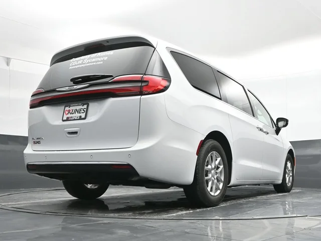 SEMINUEVOS CHRYSLER Pacifica a Estados en autogozo