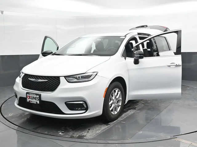 SEMINUEVOS CHRYSLER Pacifica a Estados en autogozo