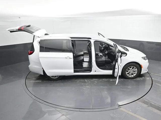SEMINUEVOS CHRYSLER Pacifica a Estados en autogozo