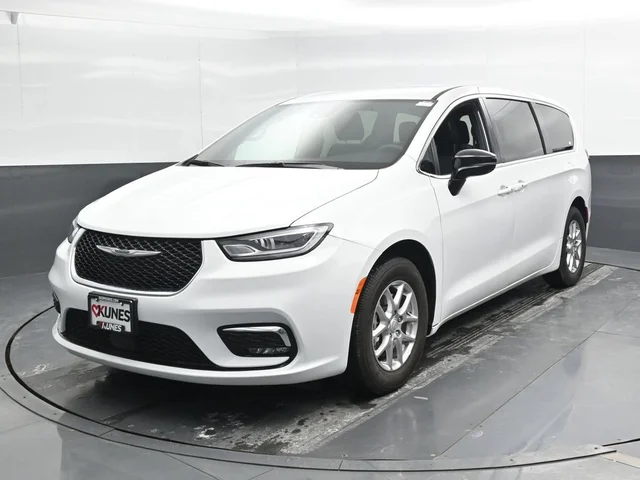 SEMINUEVOS CHRYSLER Pacifica a Estados en autogozo