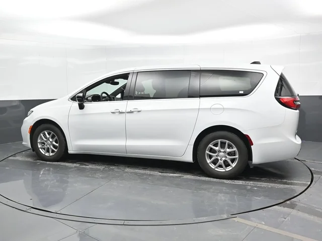 SEMINUEVOS CHRYSLER Pacifica a Estados en autogozo