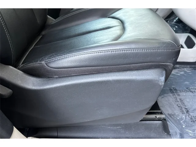 SEMINUEVOS CHRYSLER Pacifica at ELK GROVE in Elk Grove Buick GMC