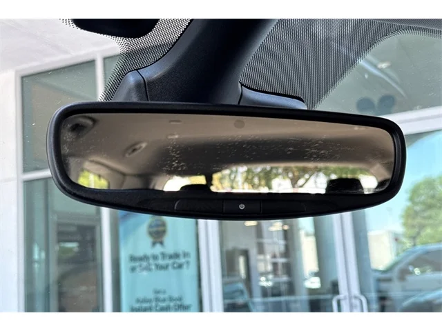 SEMINUEVOS CHRYSLER Pacifica at ELK GROVE in Elk Grove Buick GMC