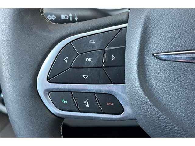 SEMINUEVOS CHRYSLER Pacifica at ELK GROVE in Elk Grove Buick GMC
