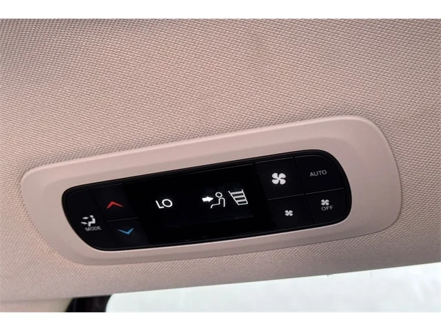 SEMINUEVOS CHRYSLER Pacifica at ELK GROVE in Elk Grove Buick GMC
