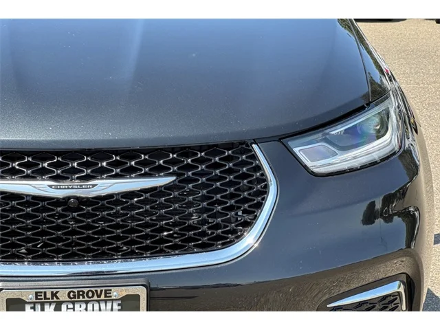 SEMINUEVOS CHRYSLER Pacifica at ELK GROVE in Elk Grove Buick GMC