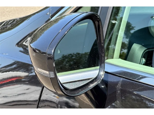 SEMINUEVOS CHRYSLER Pacifica at ELK GROVE in Elk Grove Buick GMC