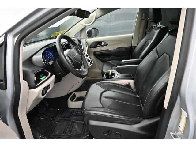 SEMINUEVOS CHRYSLER Pacifica a Estados en autogozo