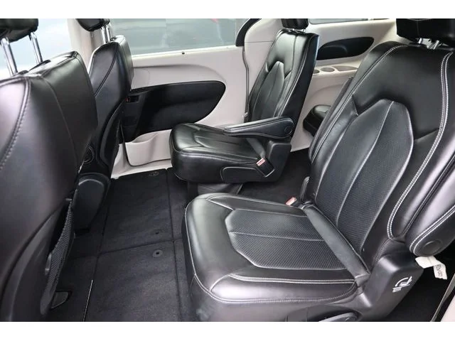 SEMINUEVOS CHRYSLER Pacifica a Estados en autogozo