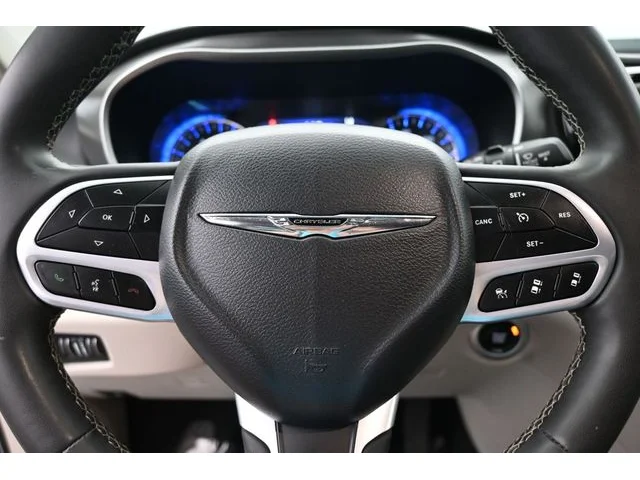 SEMINUEVOS CHRYSLER Pacifica a Estados en autogozo