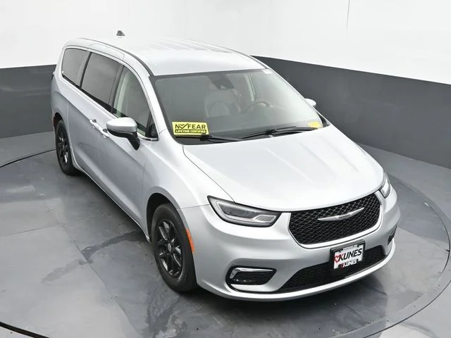 SEMINUEVOS CHRYSLER Pacifica a Estados en autogozo