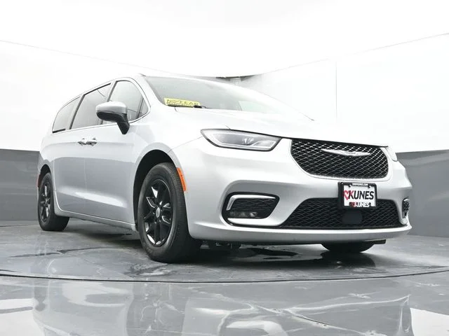 SEMINUEVOS CHRYSLER Pacifica a Estados en autogozo