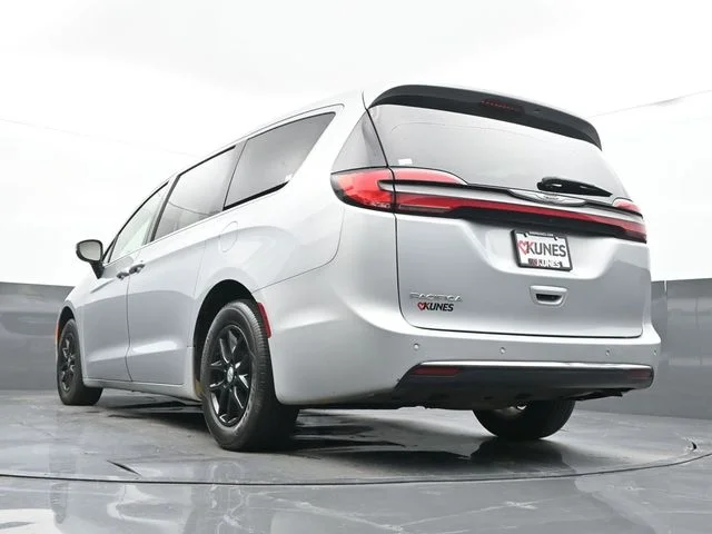 SEMINUEVOS CHRYSLER Pacifica a Estados en autogozo