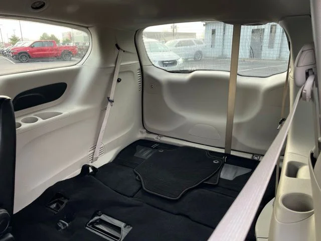 SEMINUEVOS CHRYSLER Pacifica a Estados en autogozo