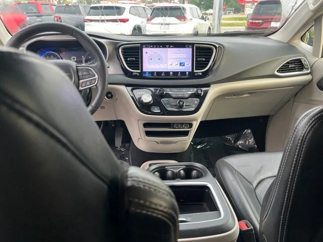 SEMINUEVOS CHRYSLER Pacifica a Estados en autogozo